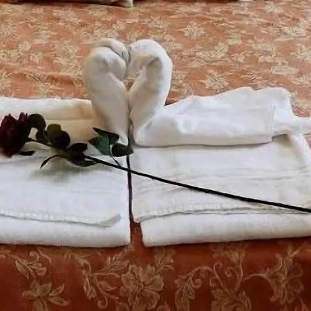 Vivi 5 Terre 4* Специя