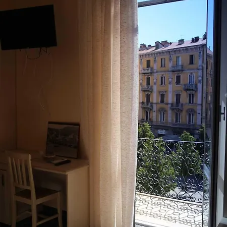 Vivi 5 Terre Специя