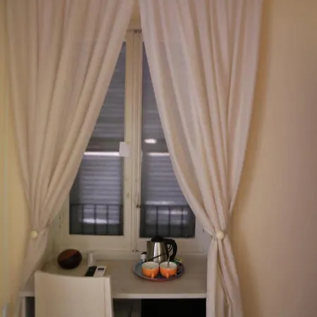 Vivi 5 Terre 4* Специя