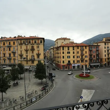 Vivi 5 Terre בית הארחה 4*